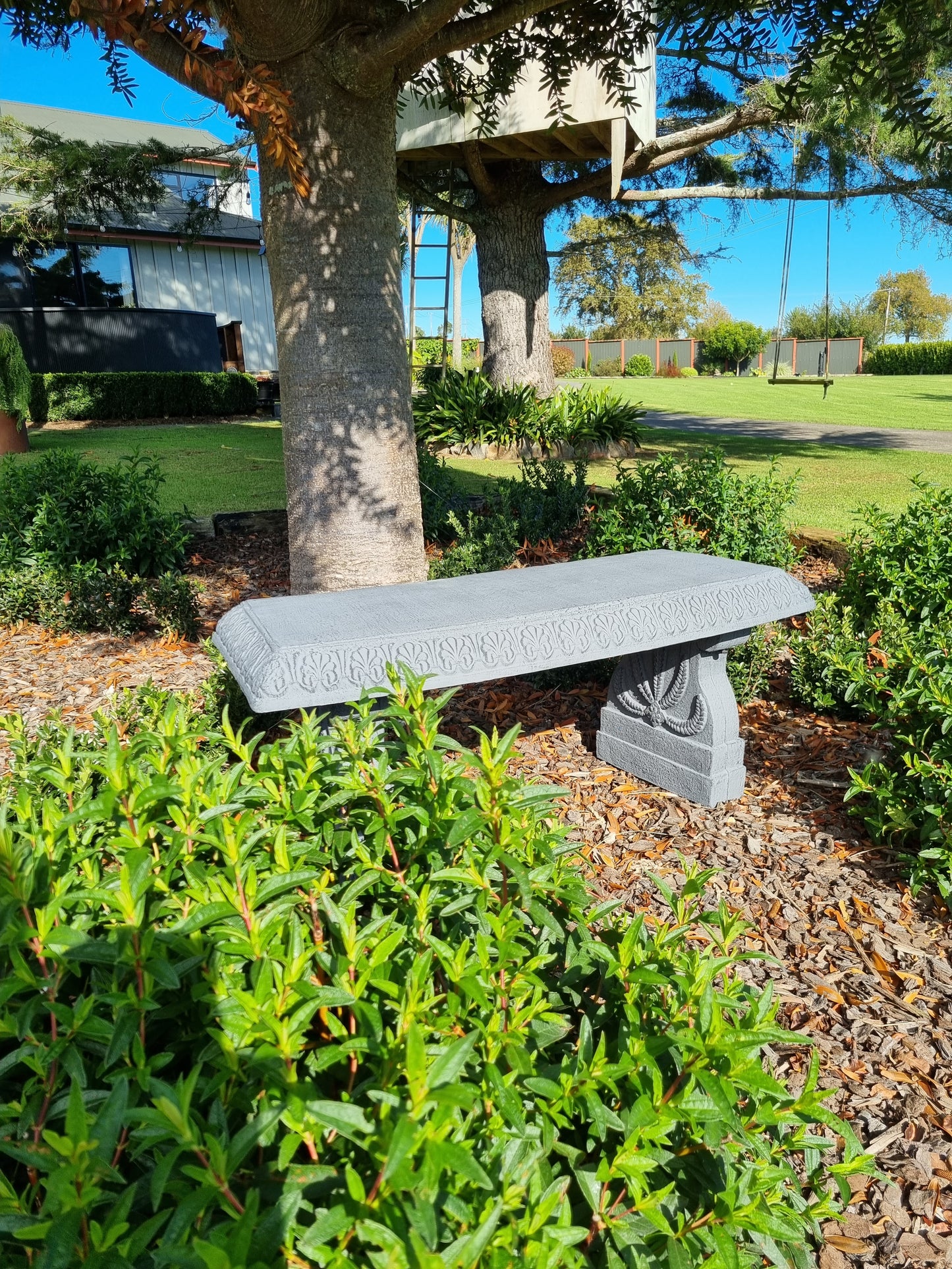 Nova Garden Bench