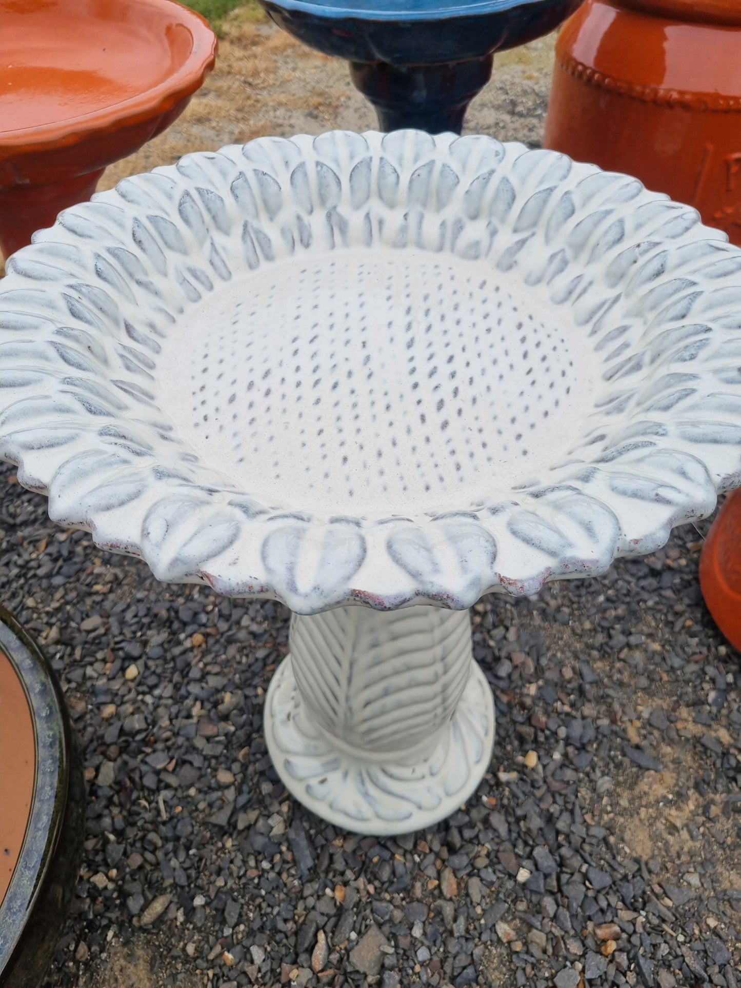 Sunflower Bird Bath - Cream