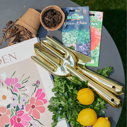 Annabel Trends - Very Fancy Gold Garden Tool Set