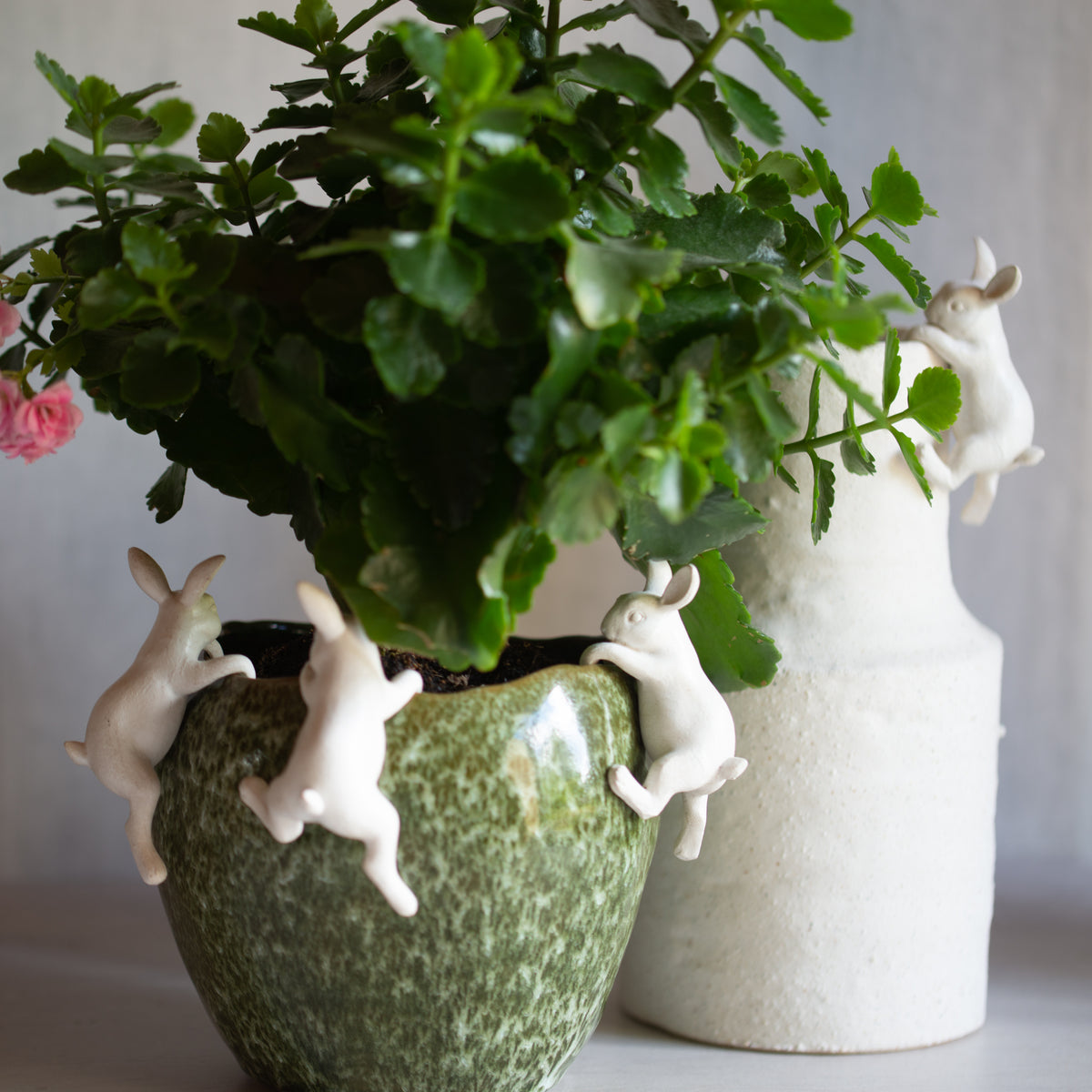 Rabbit Pot Ornament - White