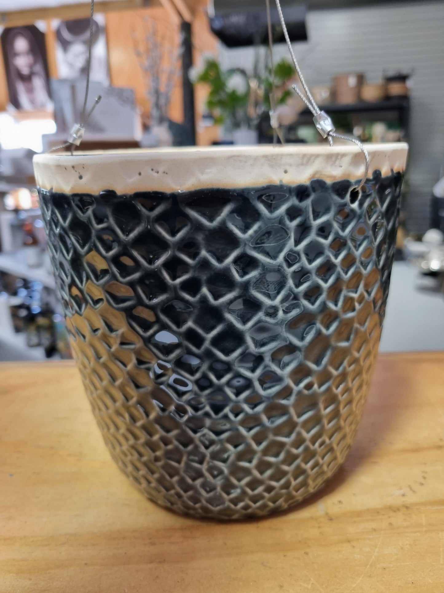 Thimble Hanging Pot