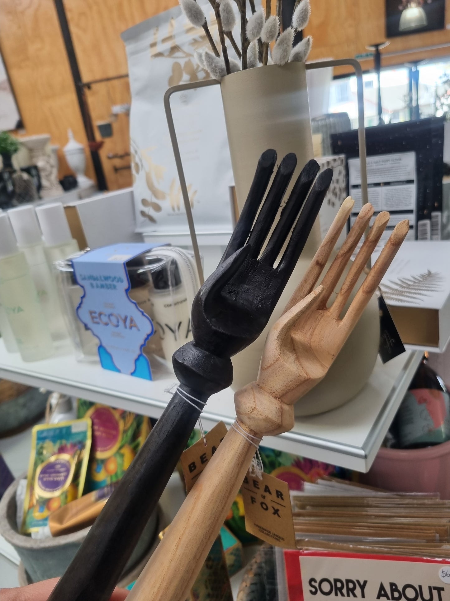 Hand Back Scratcher- Acacia Natural