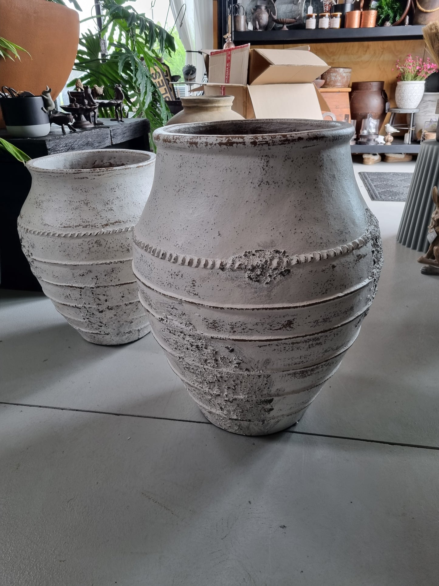 Lombok Mia Pot - Antique Whitewash Large