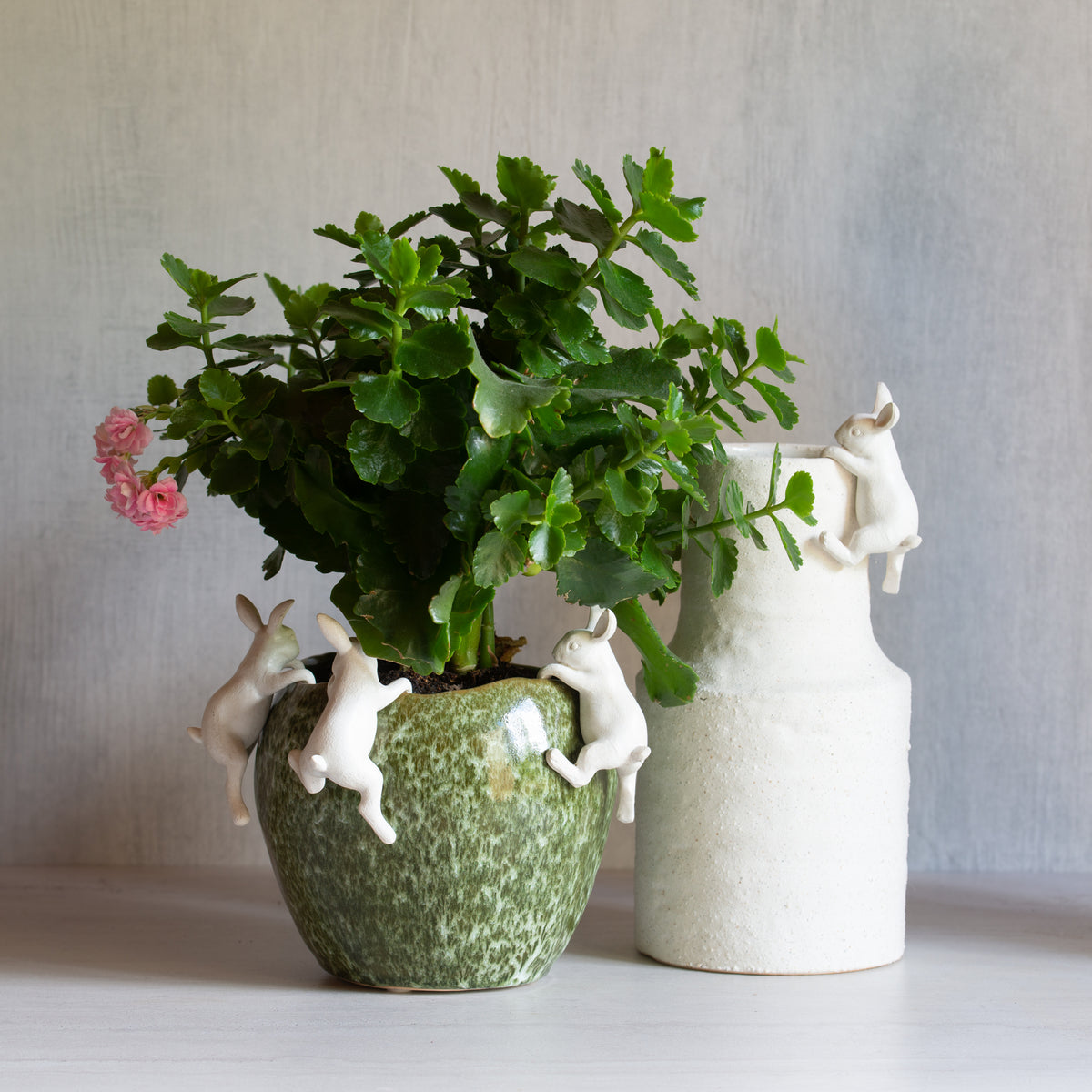 Rabbit Pot Ornament - White