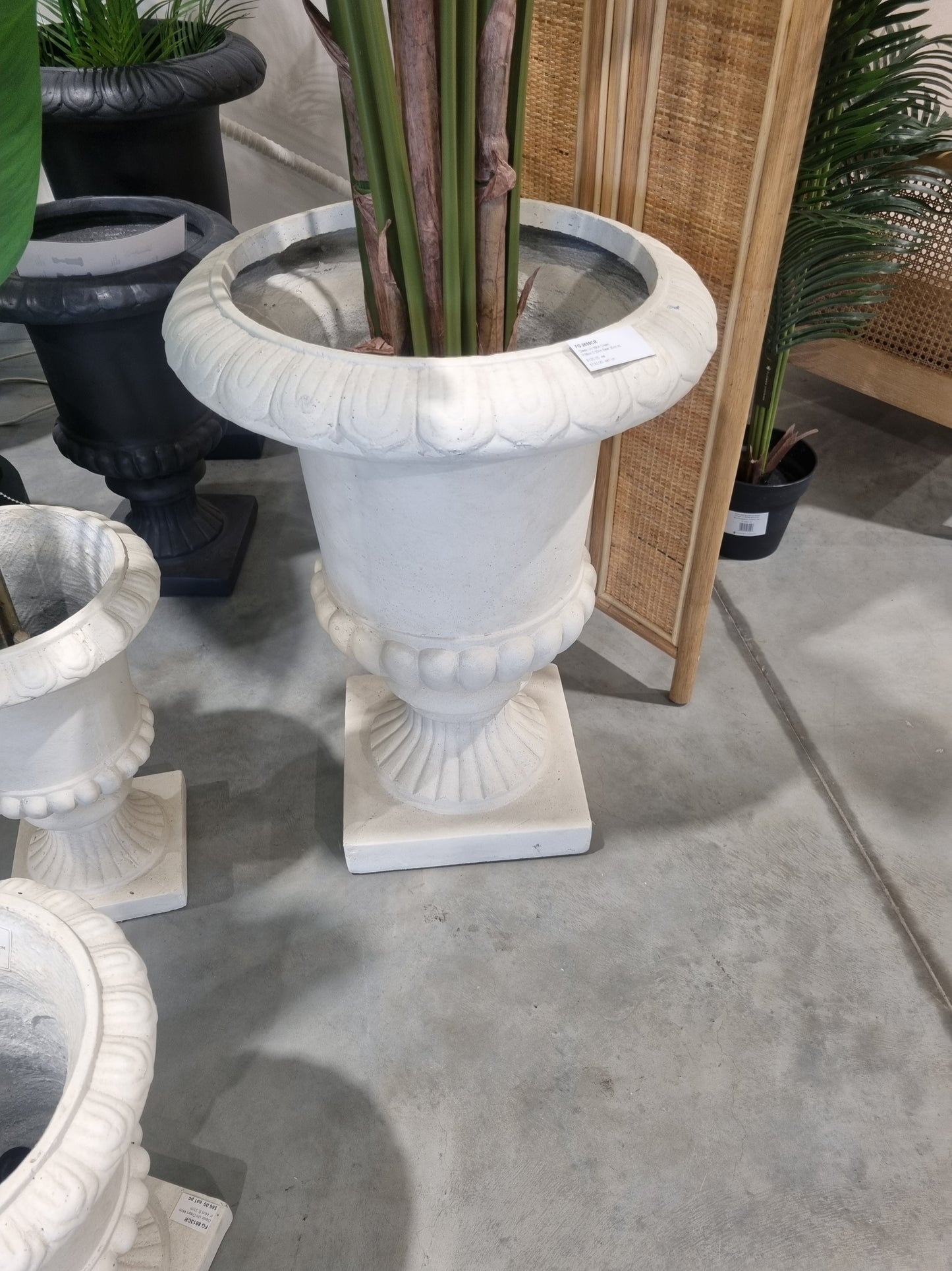 Classic Urn 68cm - Cream