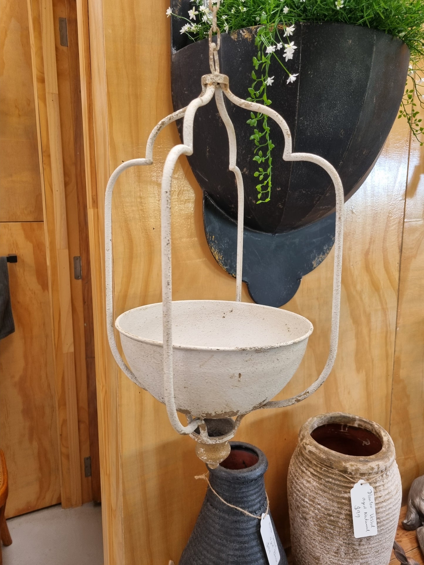 Pearly - Metal Hanging Planter