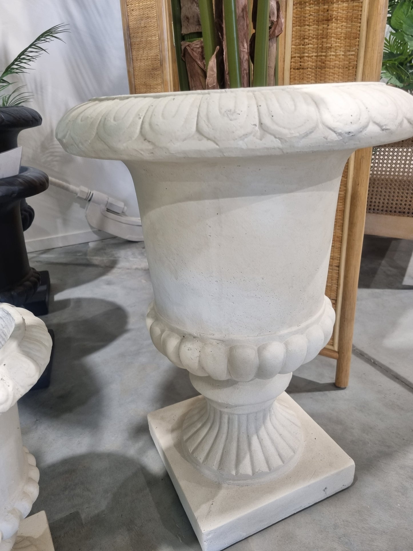Classic Urn 68cm - Cream