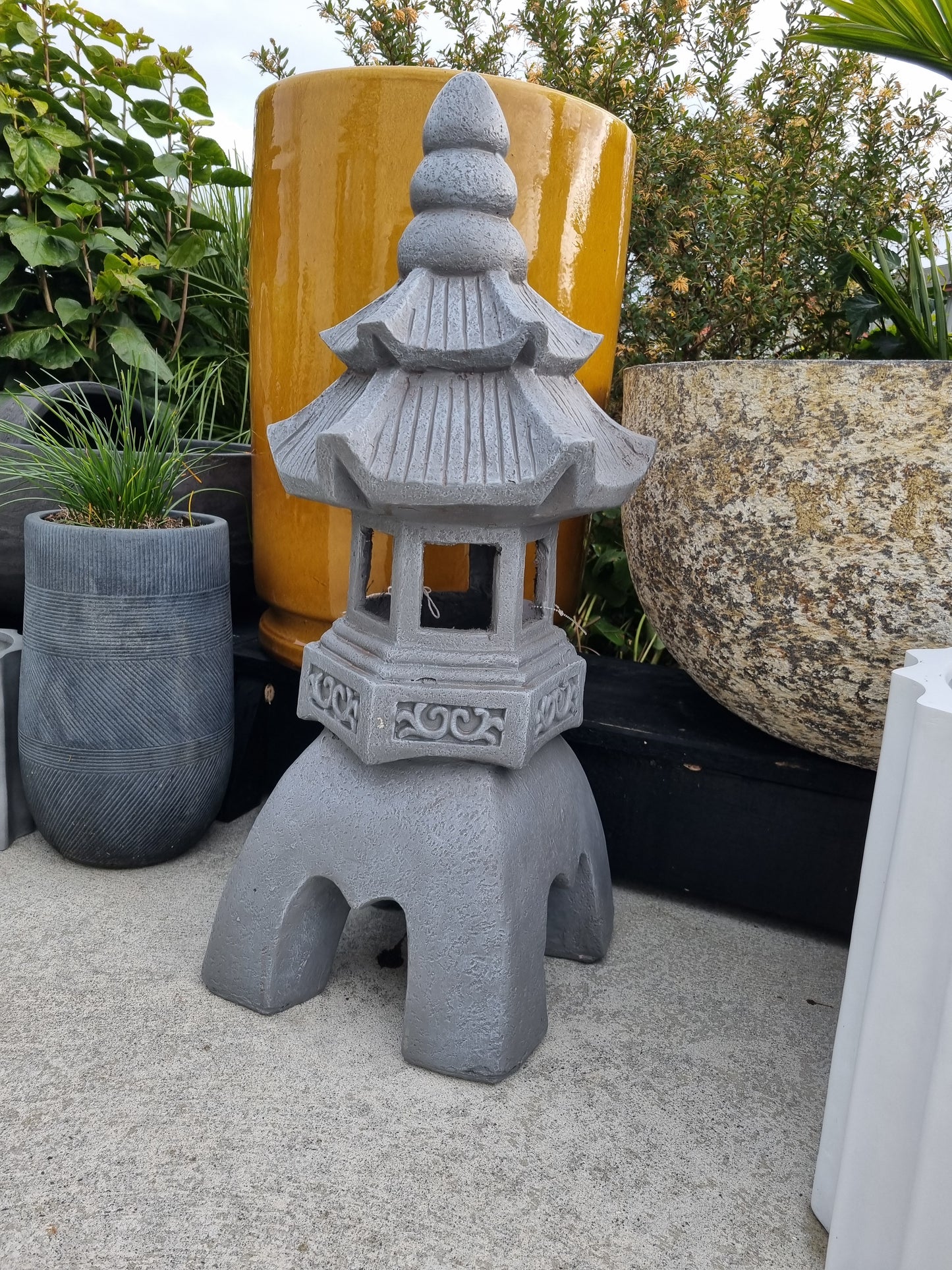Kobe Lantern - Outdoor