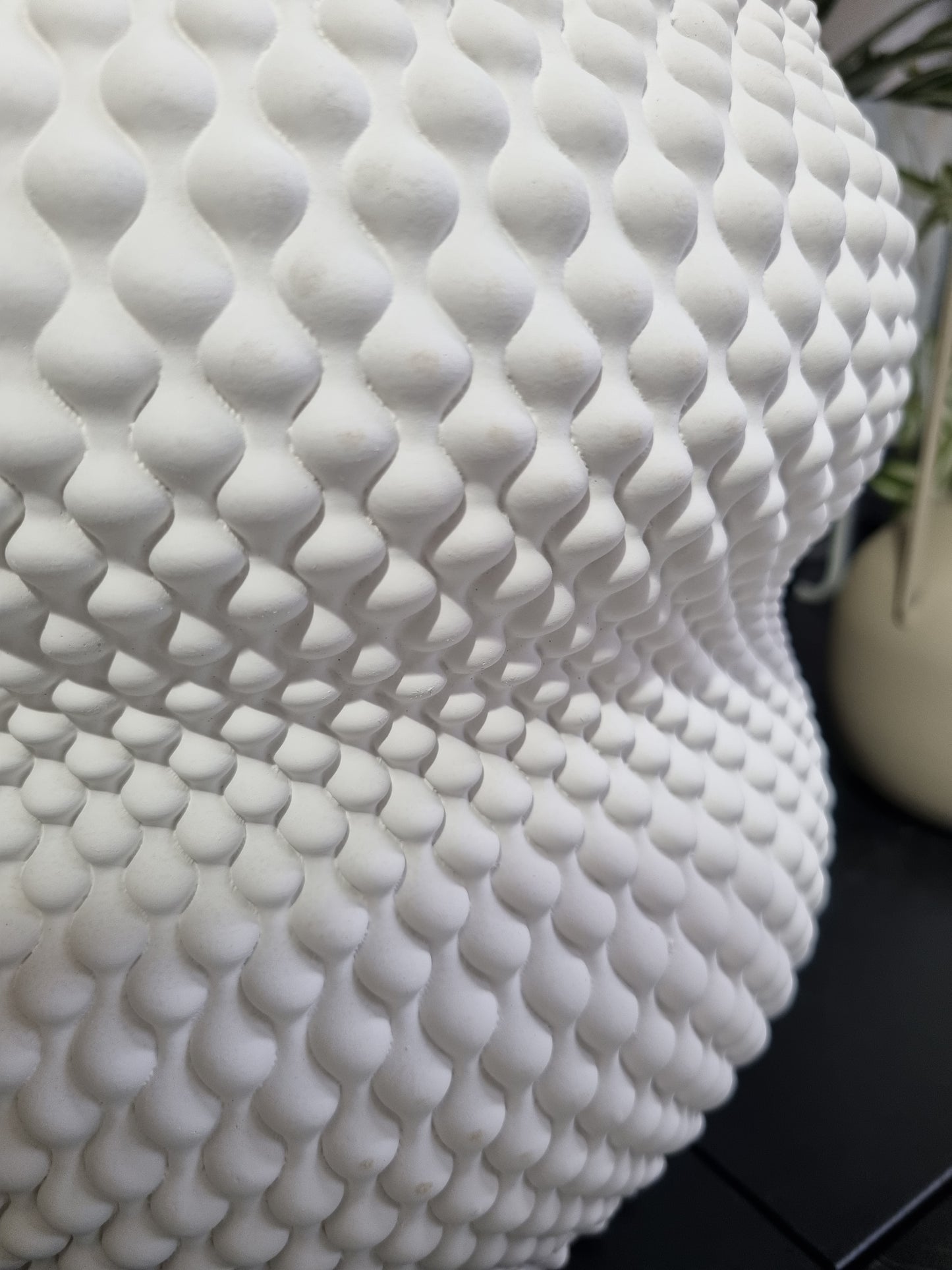 Raquel Textured Pot