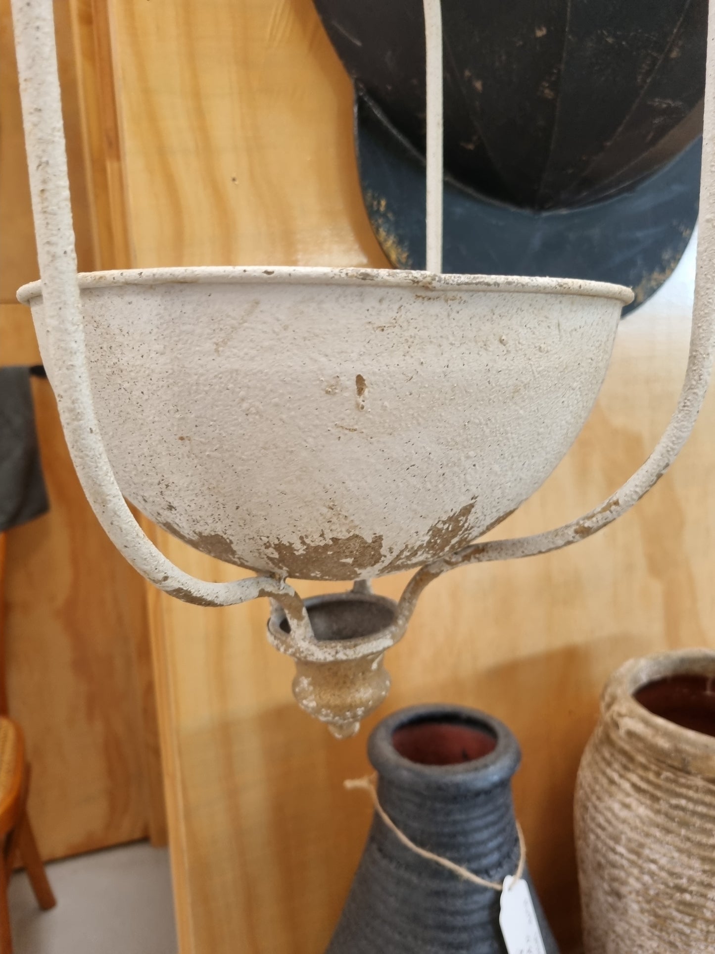 Pearly - Metal Hanging Planter
