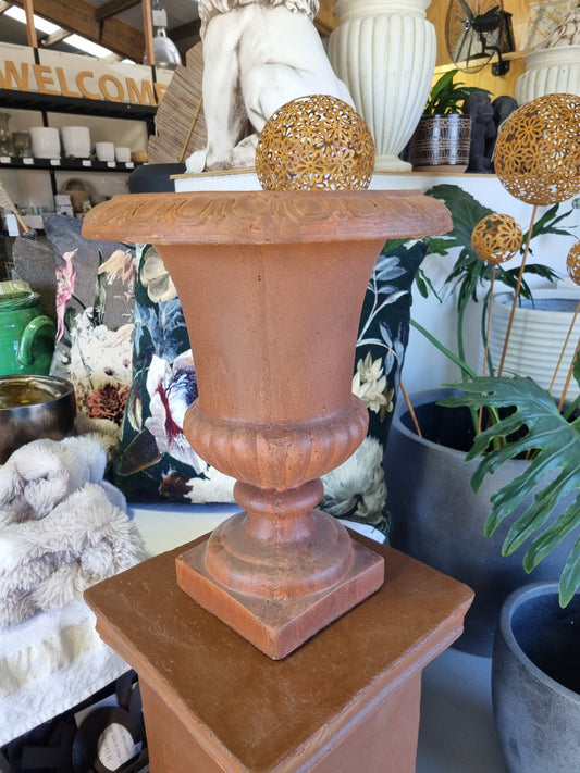 Rust Urn- terracotta