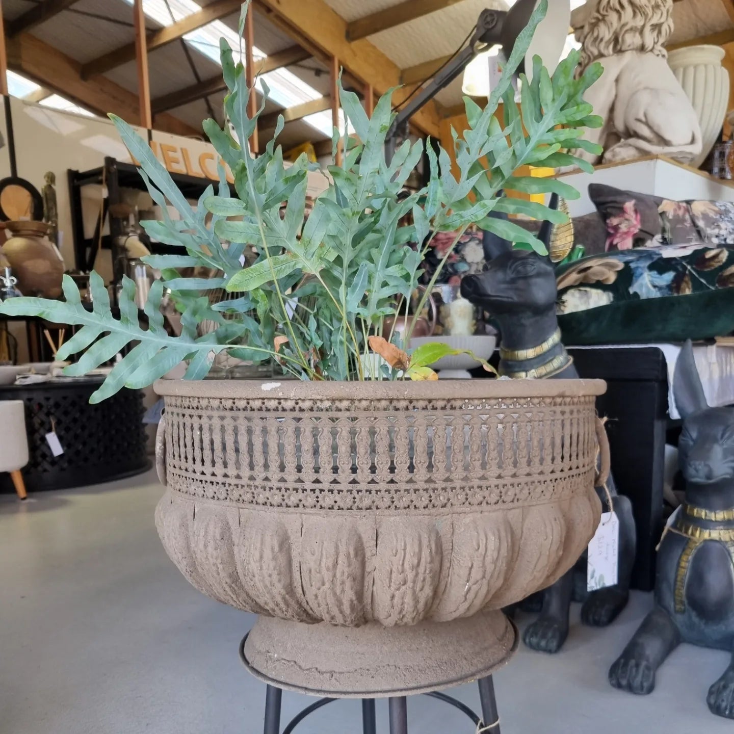 Drew Metal Planter - Large