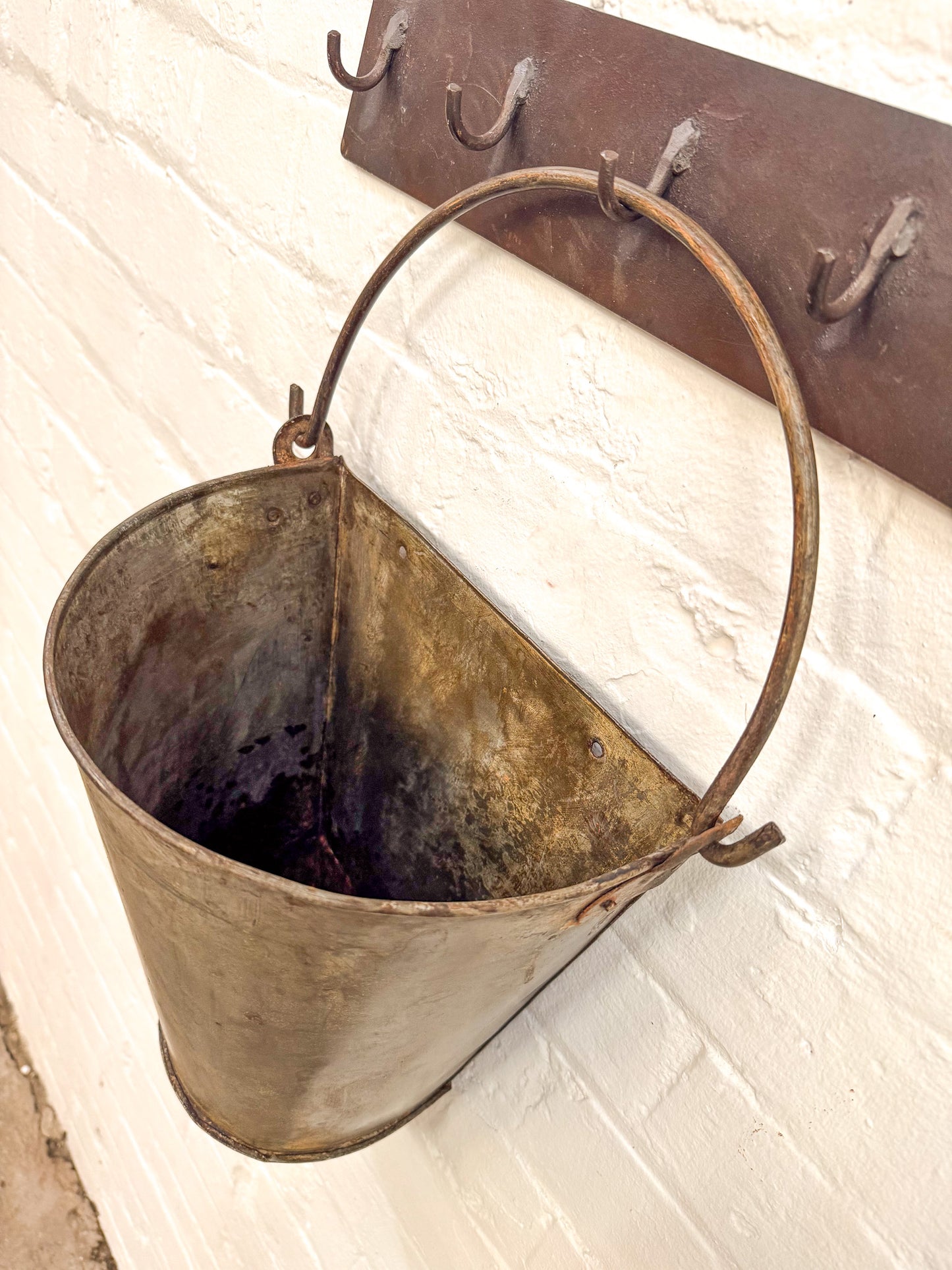 Iron Wall Bucket