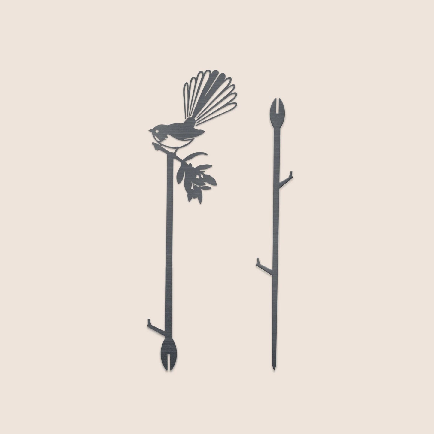 Metal Bird - Fantail Plant Stake