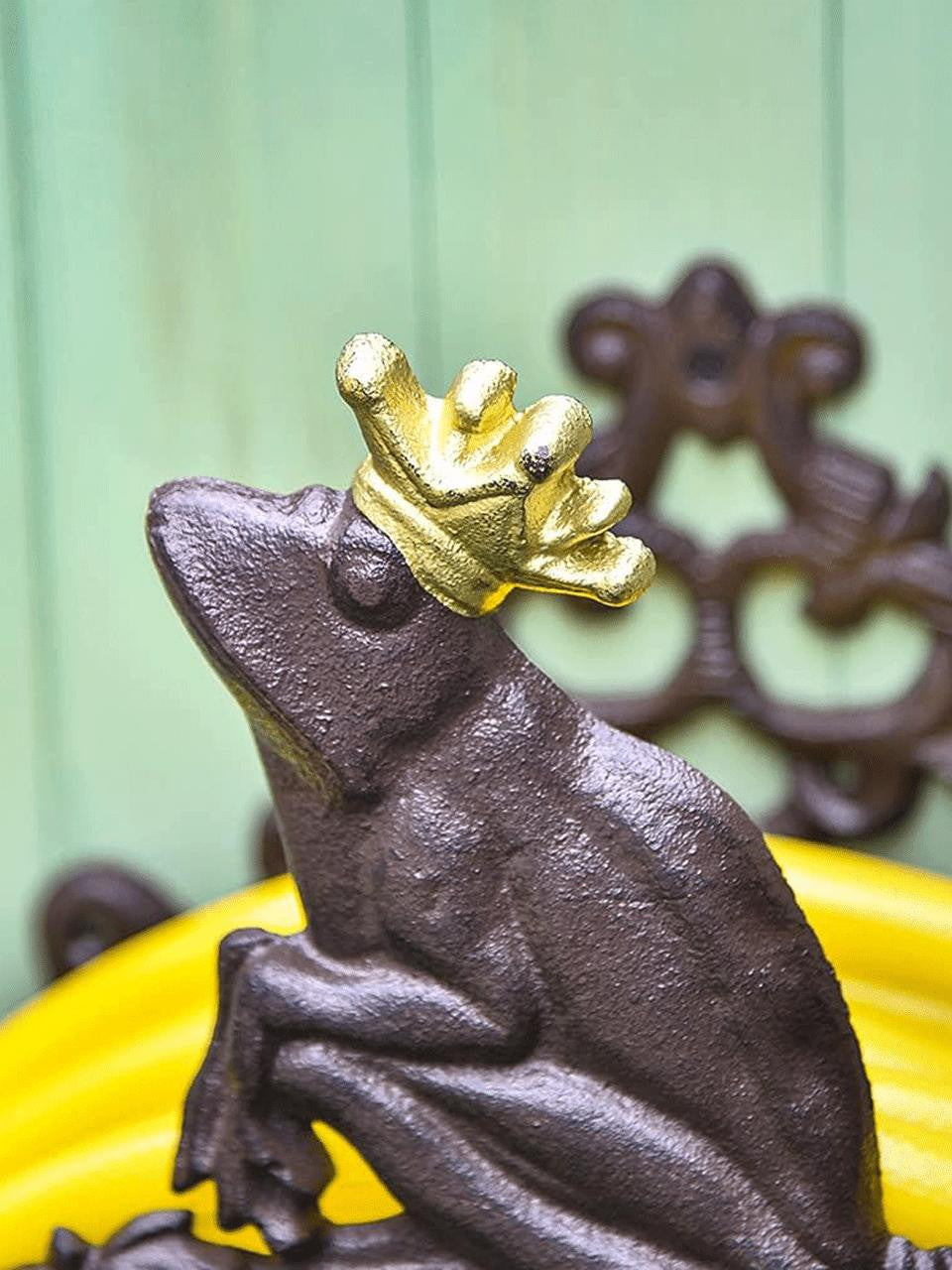 Hose Holder - Antique Frog King