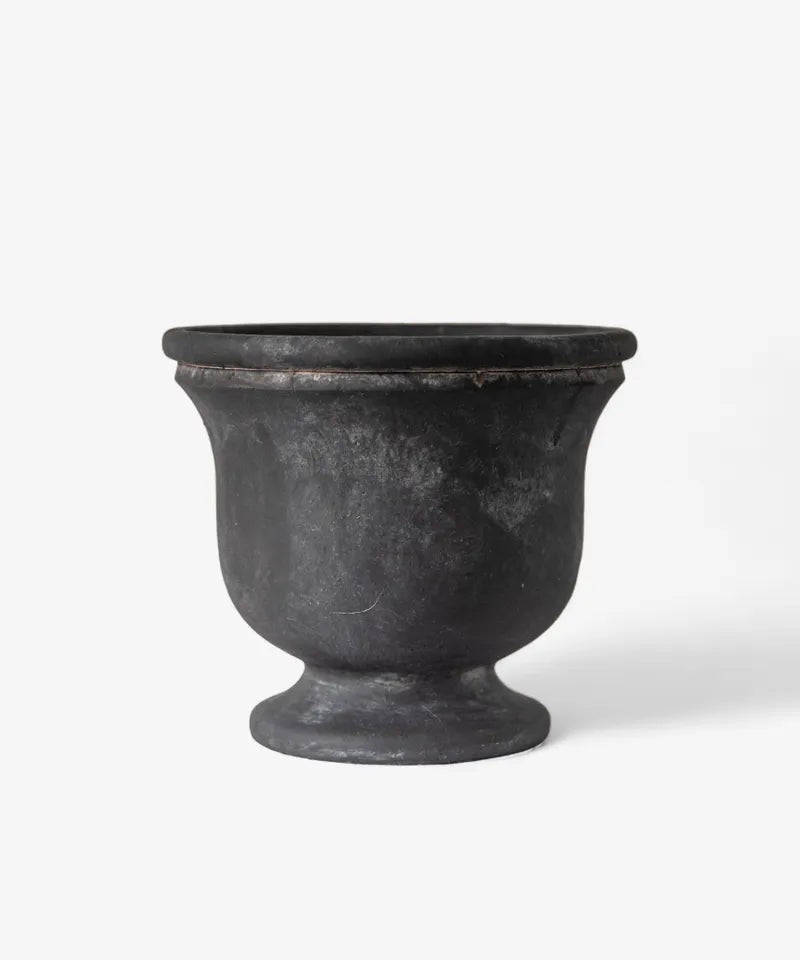 Georgio Planters Urns