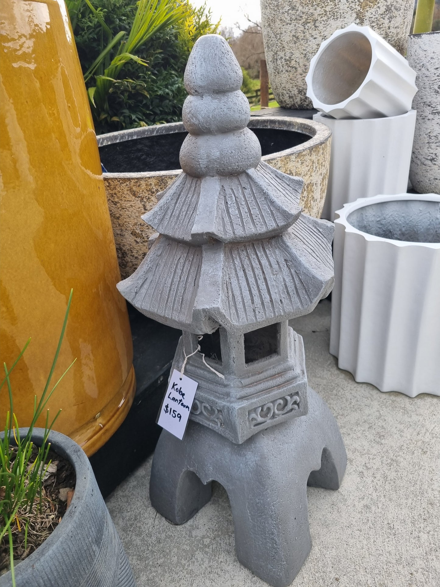 Kobe Lantern - Outdoor
