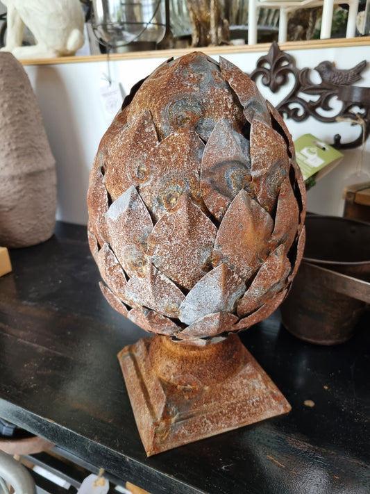 Matis Artichoke Decor