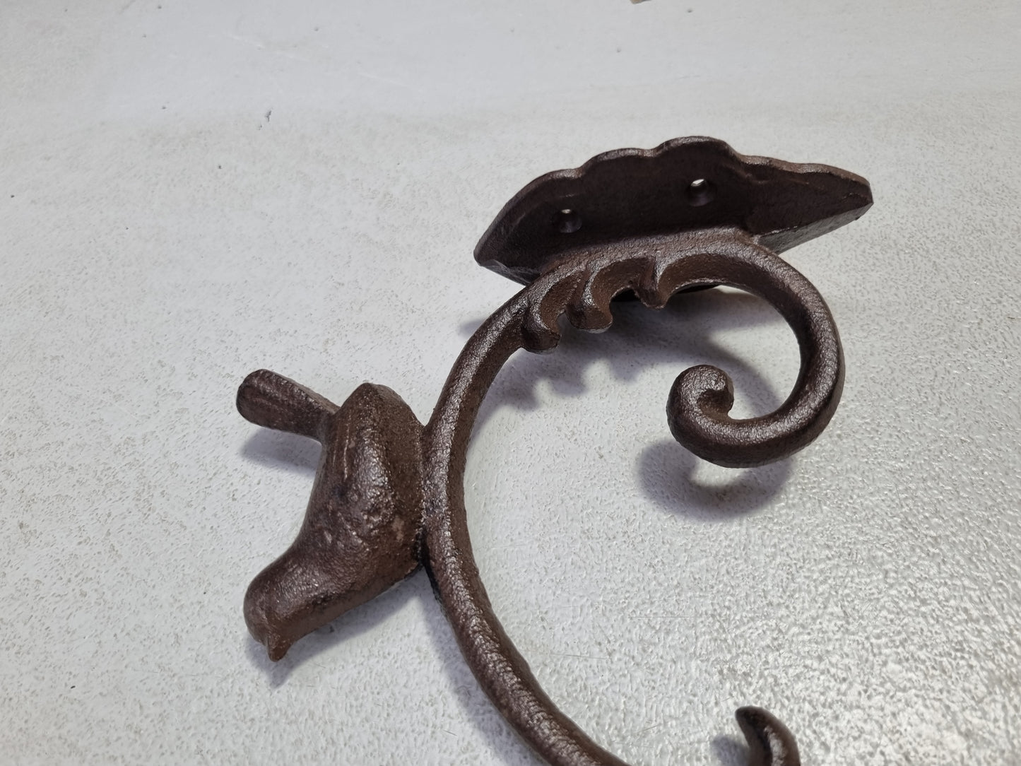 Cast Iron Elegant Bird Bracket