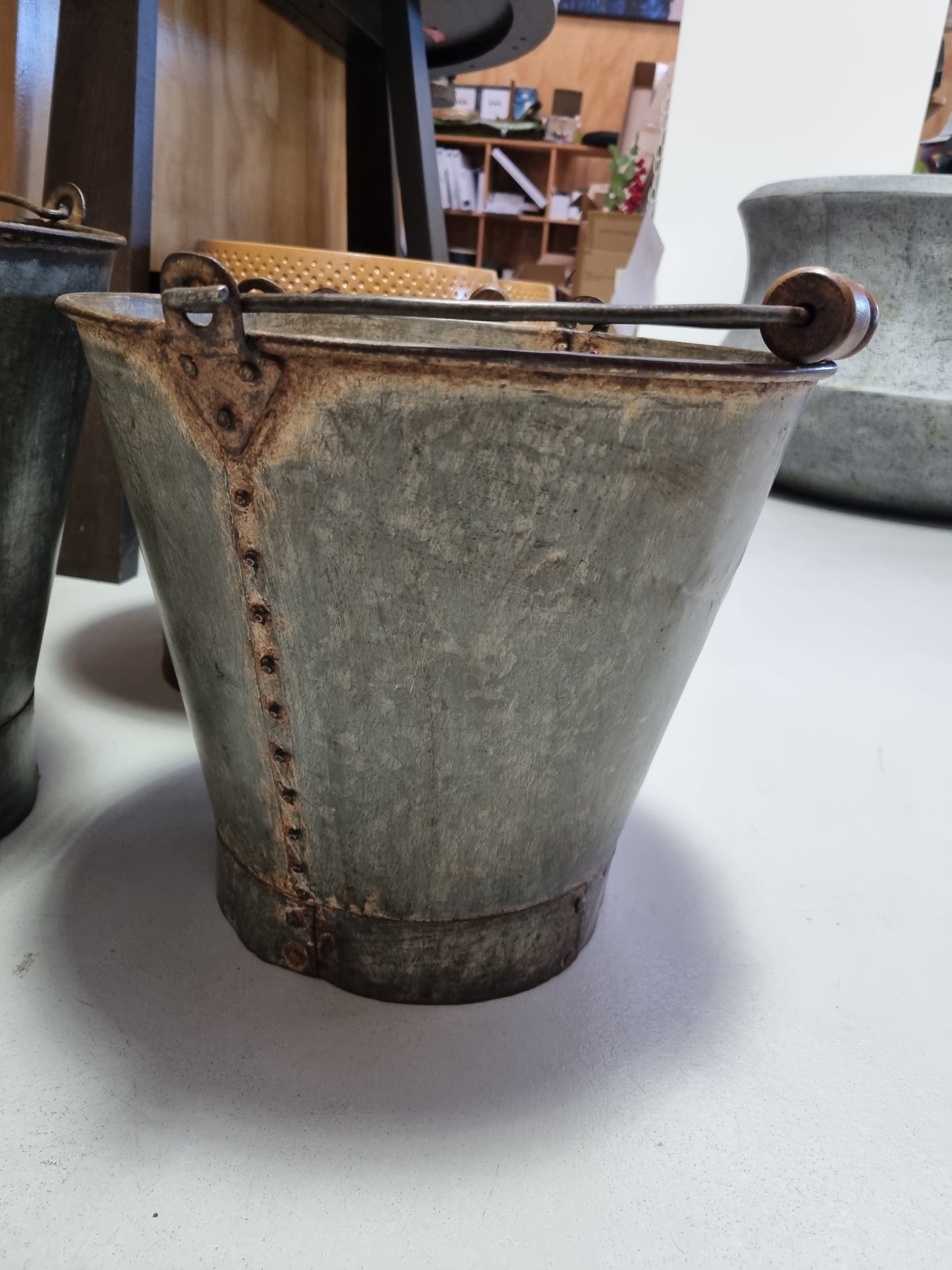 Original Buckets w Wooden Handel
