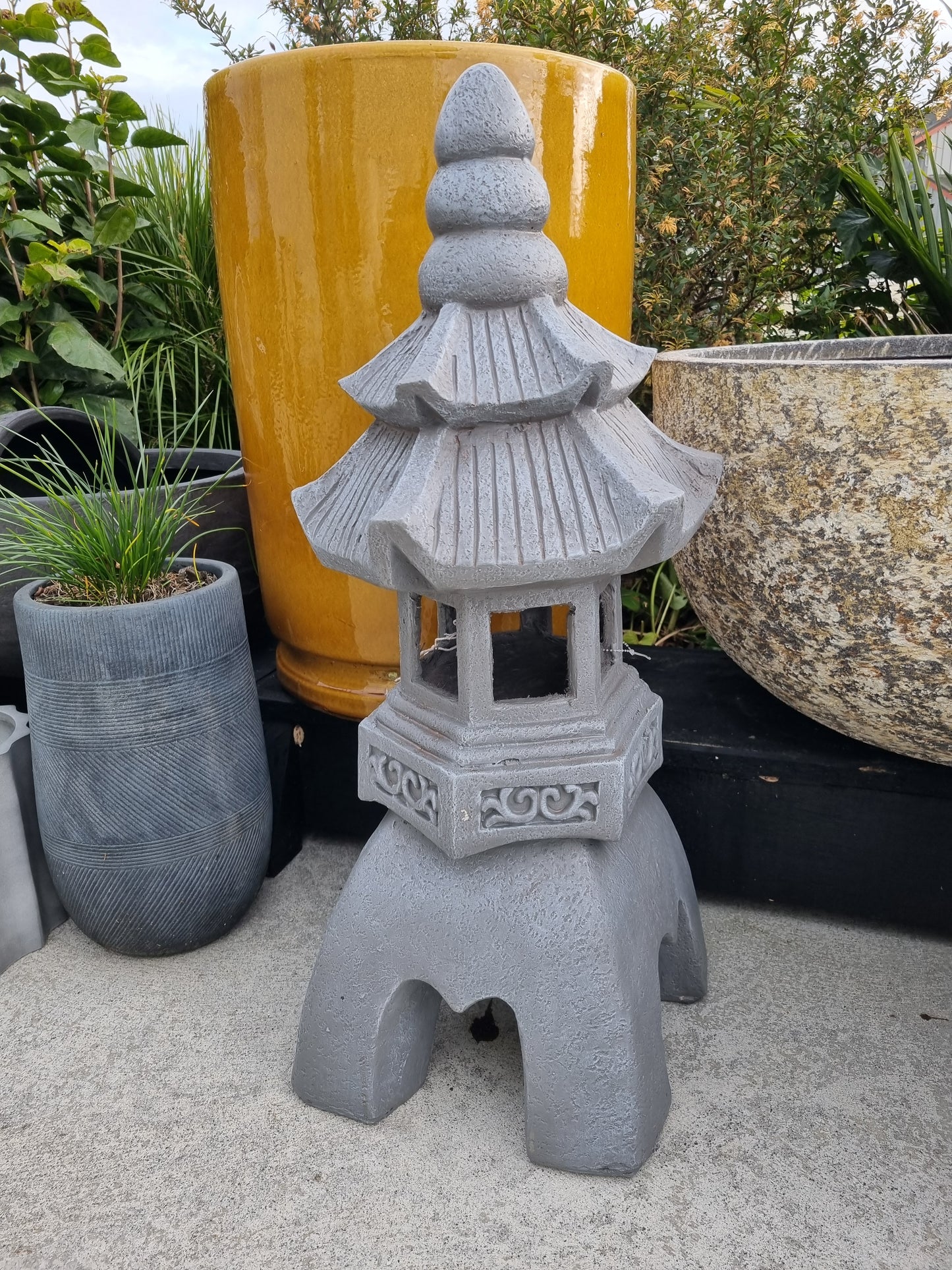 Kobe Lantern - Outdoor