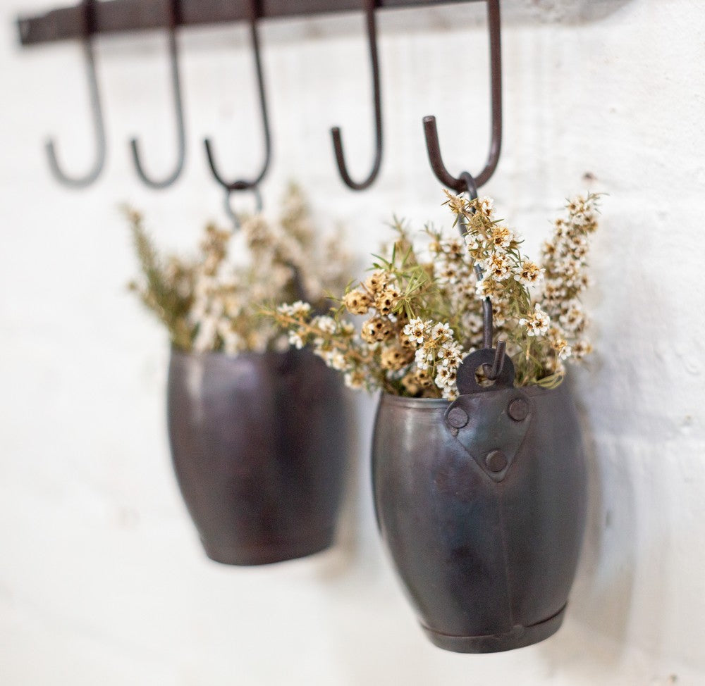 Iron Hanging Bar with 5 Removable Hooks